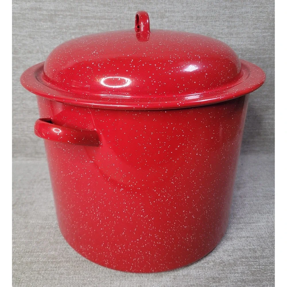 Crate & Barrel OLD STOCK Tinware Red & White Metal Pitcher & Stock Pot Set NEW